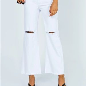 CECE HAMMER WIDE LEG KNEE RIP JEANS WHITE DENIM/ Princess Polly